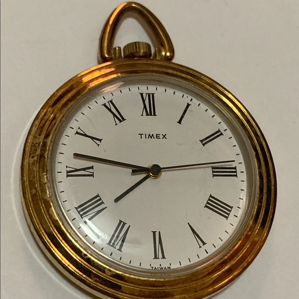 Vintage Timex Gold Plated? Wind up Pocket Watch in working order - Picture 3 of 8